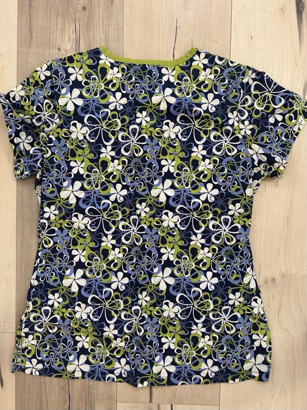 Floral V-Neck Scrub Top in Navy, Lime & White - Picture 2 of 3